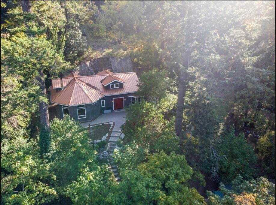 European Style Straw Bale Retreat Villa Ashland Kültér fotó